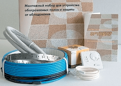 В продаже существуют готовые монтажные наборы для теплого пола, состоящие из кабеля, монтажной ленты, гофрированной трубки, датчика и термостата