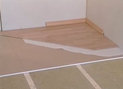 Укладка ламината на утепленный пол