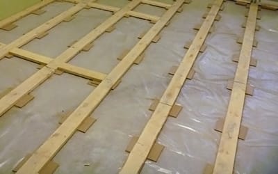 Лаги для выравнивания пола фанерой